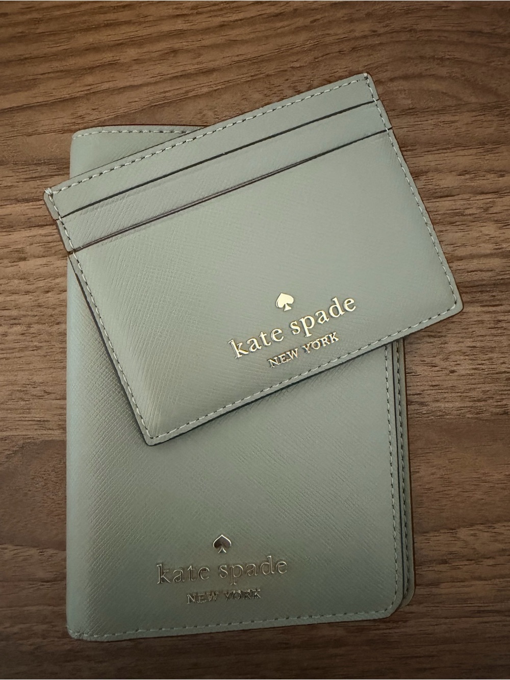 kate spade gray leather card holder and passport wallet set